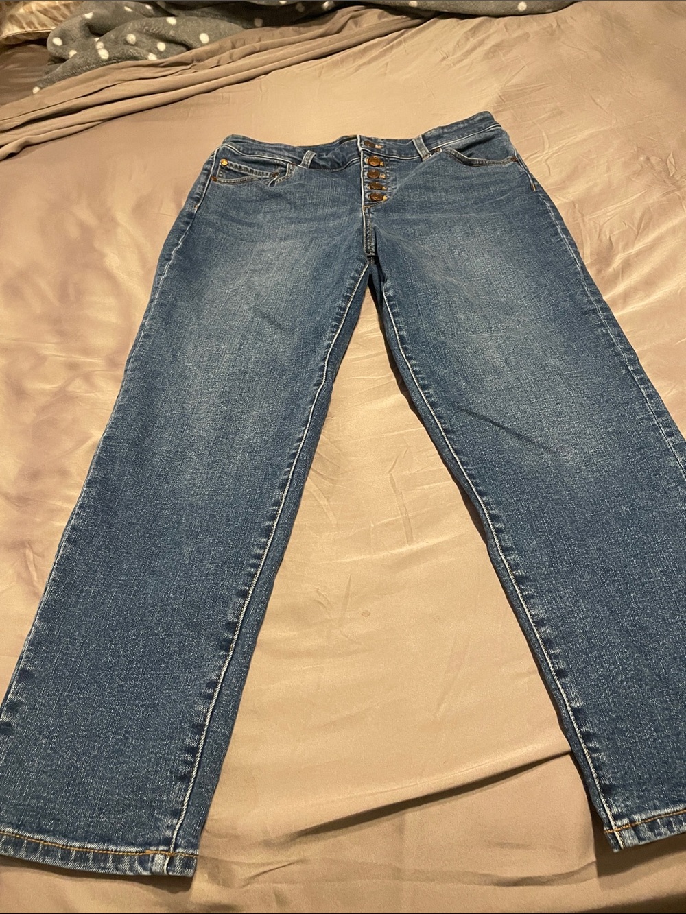 Talbots Women's everyday relaxed-Jeans in Medium Blue - Picture 1 of 6